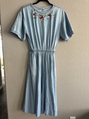 Vintage CMC Color Me Cotton Chambray Denim Dress XS Floral Applique Made‎ in USA